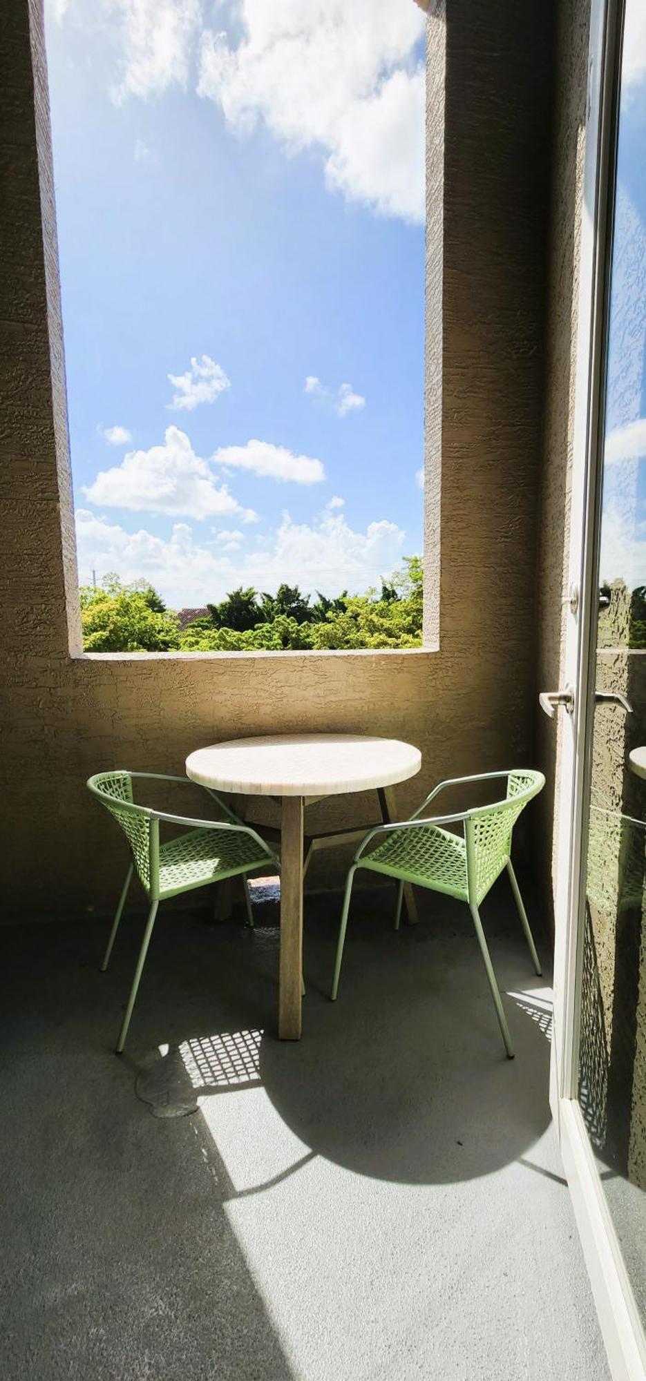 Dharma Home Suites South Miami At Red Road Commons 외부 사진
